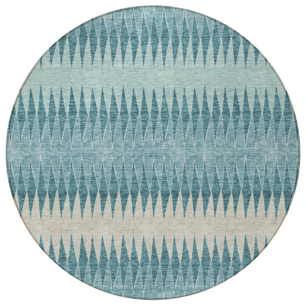 Homeroots 3' Stylish Artichoke Green Striped Area Rug – Washable & Durable For Indoor Outdoor Use 8' Round Polyester 590837