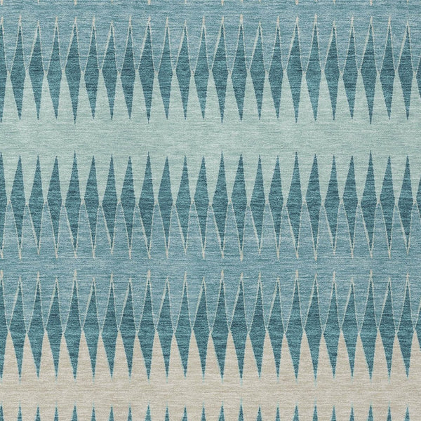 Homeroots 3' Stylish Artichoke Green Striped Area Rug – Washable & Durable For Indoor Outdoor Use 10' X 14' Polyester 590840