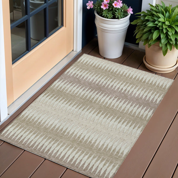 Homeroots 3' Stylish Artichoke Green Striped Area Rug – Washable & Durable For Indoor Outdoor Use 3' X 5' Polyester 590841
