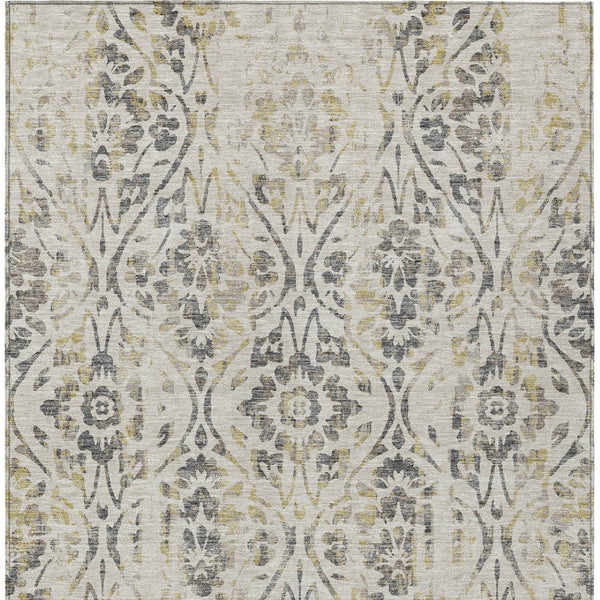 Homeroots 3' Artichoke Green Floral Washable Area Rug For Indoor & Outdoor Use - Stain Resistant Design 8' X 10' Polyester 590856