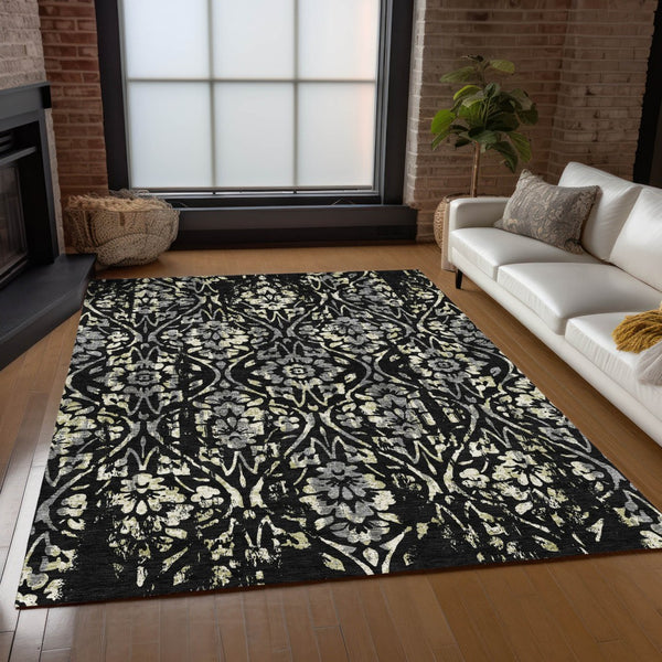 Homeroots 3' Artichoke Green Floral Washable Area Rug For Indoor & Outdoor Use - Stain Resistant Design 3' X 5' Polyester 590859