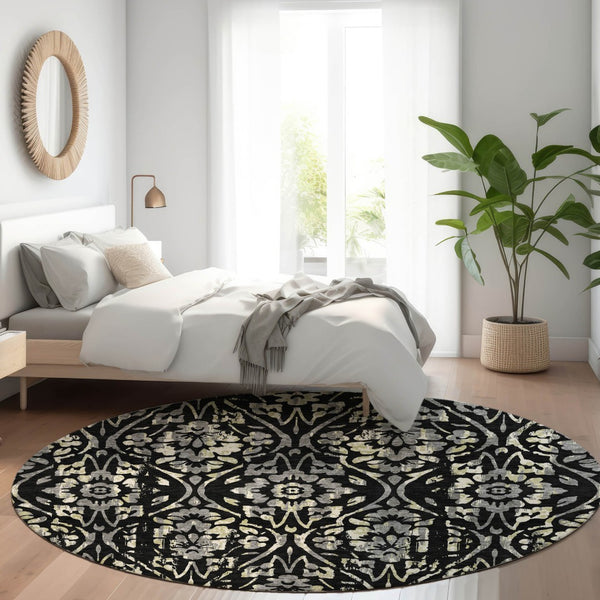 Homeroots 3' Artichoke Green Floral Washable Area Rug For Indoor & Outdoor Use - Stain Resistant Design 8' Round Polyester 590861