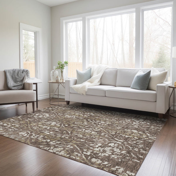 Homeroots 3' Artichoke Green Floral Washable Area Rug For Indoor & Outdoor Use - Stain Resistant Design 8' X 10' Polyester 590868