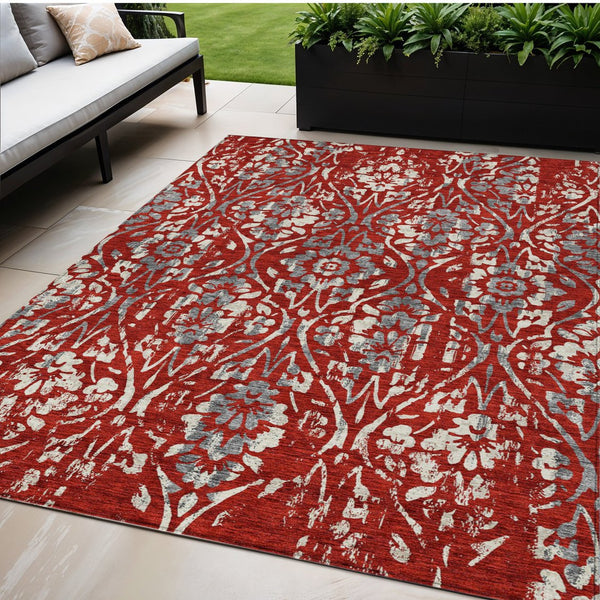 Homeroots 3' Artichoke Green Floral Washable Area Rug For Indoor & Outdoor Use - Stain Resistant Design 5' X 8' Polyester 590902