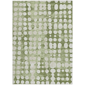 Homeroots 3' Artichoke Green Abstract Washable Area Rug – Stylish Indoor/Outdoor Décor For High Traffic Areas 3' X 5' Polyester 590919