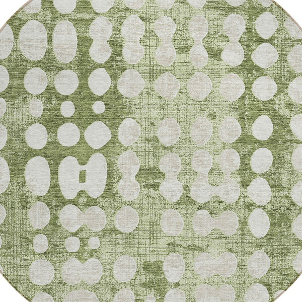 Homeroots 3' Artichoke Green Abstract Washable Area Rug – Stylish Indoor/Outdoor Décor For High Traffic Areas 8' Round Polyester 590921