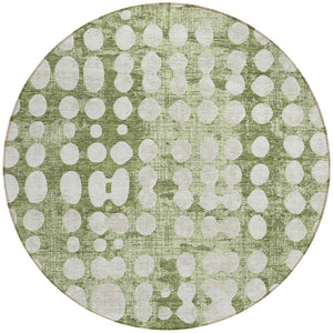 Homeroots 3' Artichoke Green Abstract Washable Area Rug – Stylish Indoor/Outdoor Décor For High Traffic Areas 8' Round Polyester 590921