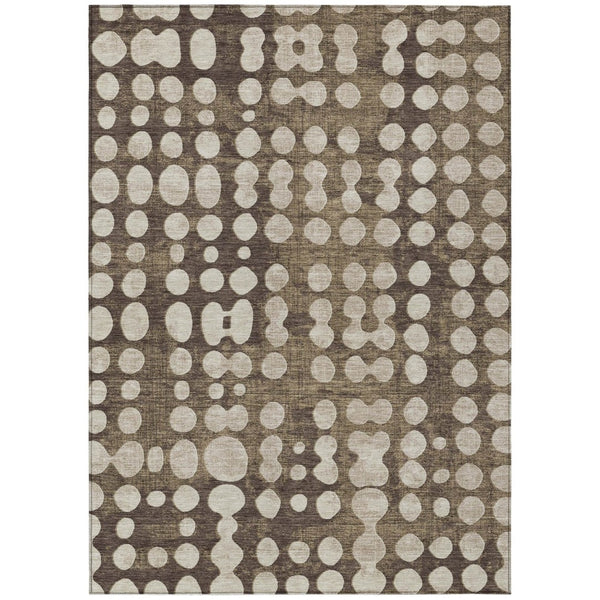 HomeRoots 5' Modern Brown and Beige Abstract Washable Area Rug for Indoor and Outdoor Spaces, Easy Care 5' X 8' 590932
