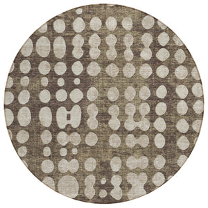 HomeRoots 5' Modern Brown and Beige Abstract Washable Area Rug for Indoor and Outdoor Spaces, Easy Care 8' Round 590933