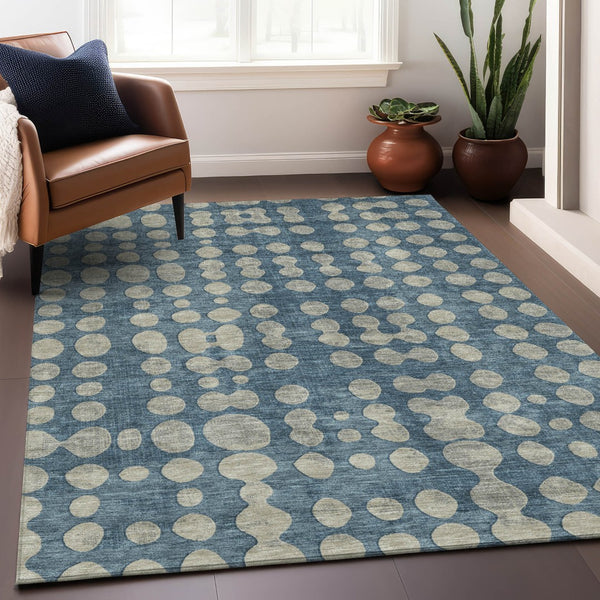 Homeroots 3' Artichoke Green Abstract Washable Area Rug – Stylish Indoor/Outdoor Décor For High Traffic Areas 5' X 8' Polyester 590944