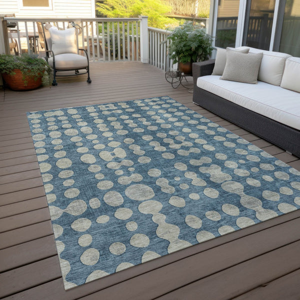Homeroots 3' Artichoke Green Abstract Washable Area Rug – Stylish Indoor/Outdoor Décor For High Traffic Areas 9' X 12' Polyester 590947