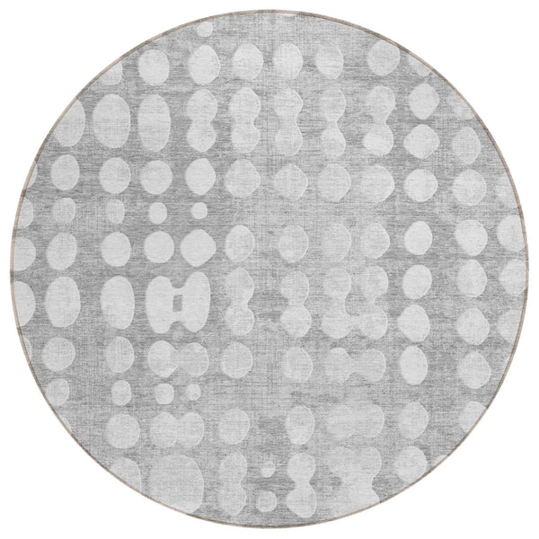 HomeRoots 5' Gray and Ivory Abstract Area Rug - Stylish, Durable, Washable for Indoor and Outdoor Use 8' Round 590951