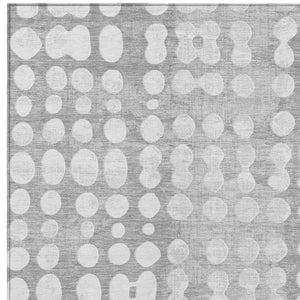 Homeroots 3' Artichoke Green Abstract Washable Area Rug – Stylish Indoor/Outdoor Décor For High Traffic Areas 10' X 14' Polyester 590954