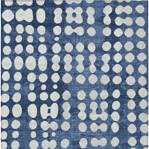 Homeroots 3' Artichoke Green Abstract Washable Area Rug – Stylish Indoor/Outdoor Décor For High Traffic Areas 3' X 5' Polyester 590961