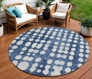 Homeroots 3' Artichoke Green Abstract Washable Area Rug – Stylish Indoor/Outdoor Décor For High Traffic Areas 8' Round Polyester 590963