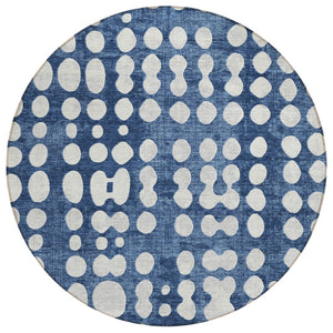 HomeRoots 5' Navy Blue and Ivory Abstract Area Rug - Stylish, Washable, Indoor/Outdoor, Durable for High-Traffic Spaces 8' Round 590963