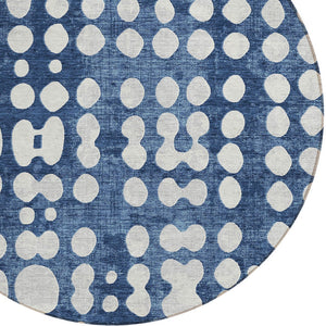 Homeroots 3' Artichoke Green Abstract Washable Area Rug – Stylish Indoor/Outdoor Décor For High Traffic Areas 8' Round Polyester 590963