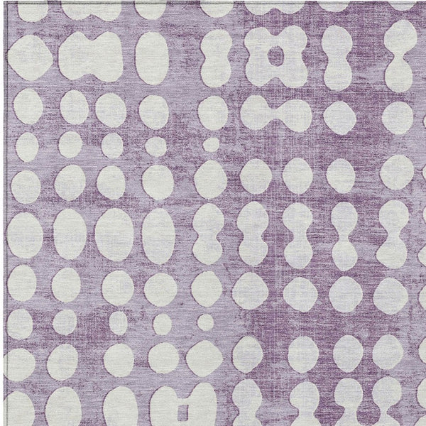 Homeroots 3' Artichoke Green Abstract Washable Area Rug – Stylish Indoor/Outdoor Décor For High Traffic Areas 10' X 14' Polyester 590972