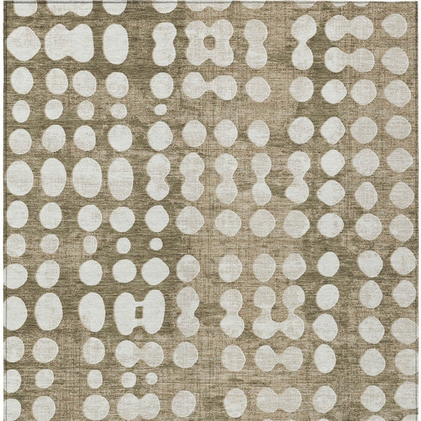 Homeroots 3' Artichoke Green Abstract Washable Area Rug – Stylish Indoor/Outdoor Décor For High Traffic Areas 3' X 5' Polyester 590985