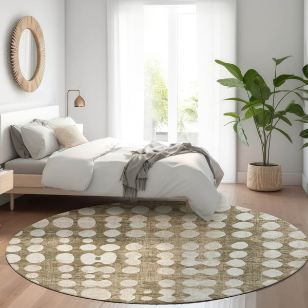 Homeroots 3' Artichoke Green Abstract Washable Area Rug – Stylish Indoor/Outdoor Décor For High Traffic Areas 8' Round Polyester 590987