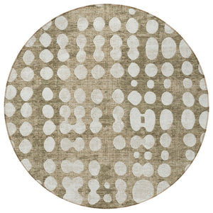 Homeroots 3' Artichoke Green Abstract Washable Area Rug – Stylish Indoor/Outdoor Décor For High Traffic Areas 8' Round Polyester 590987