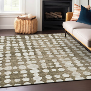 Homeroots 3' Artichoke Green Abstract Washable Area Rug – Stylish Indoor/Outdoor Décor For High Traffic Areas 8' X 10' Polyester 590988