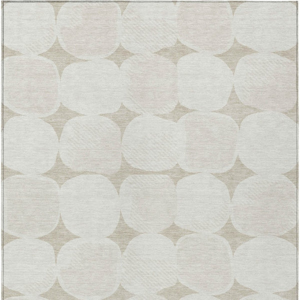 Homeroots 3' Beige And Brown Abstract Washable Area Rug - Stylish Indoor Outdoor Decor For All Spaces 3' X 5' Polyester 590991