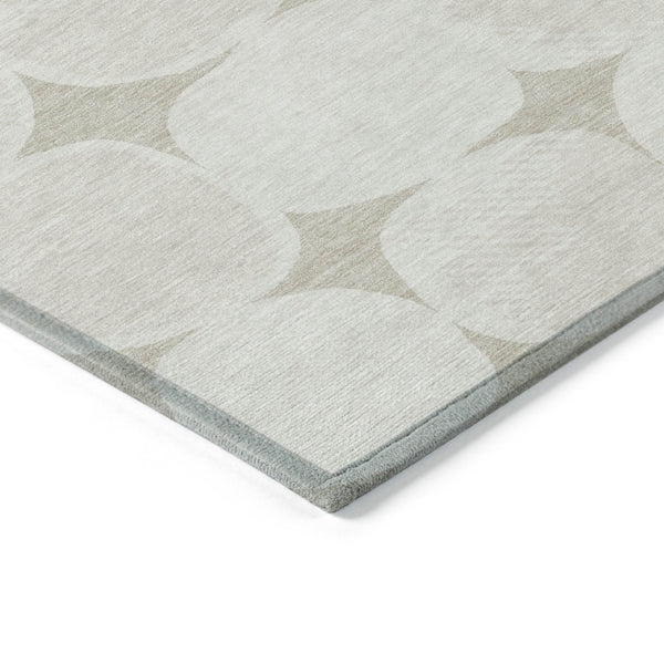 Homeroots 3' Beige And Brown Abstract Washable Area Rug - Stylish Indoor Outdoor Decor For All Spaces 5' X 8' Polyester 590992