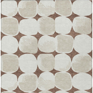 Homeroots 3' Beige And Brown Abstract Washable Area Rug - Stylish Indoor Outdoor Decor For All Spaces 3' X 5' Polyester 591009