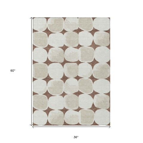 Homeroots 3' Beige And Brown Abstract Washable Area Rug - Stylish Indoor Outdoor Decor For All Spaces 3' X 5' Polyester 591009