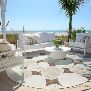 Homeroots 3' Beige And Brown Abstract Washable Area Rug - Stylish Indoor Outdoor Decor For All Spaces 8' Round Polyester 591011