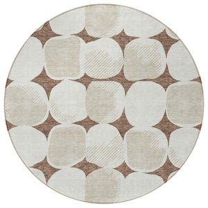 Homeroots 3' Beige And Brown Abstract Washable Area Rug - Stylish Indoor Outdoor Decor For All Spaces 8' Round Polyester 591011