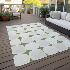 Homeroots 3' Beige And Brown Abstract Washable Area Rug - Stylish Indoor Outdoor Decor For All Spaces 3' X 5' Polyester 591015