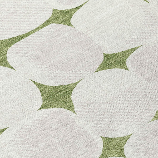 Homeroots 3' Beige And Brown Abstract Washable Area Rug - Stylish Indoor Outdoor Decor For All Spaces 10' X 14' Polyester 591020