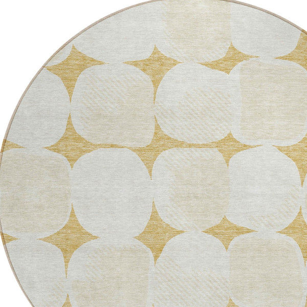 Homeroots 3' Beige And Brown Abstract Washable Area Rug - Stylish Indoor Outdoor Decor For All Spaces 8' Round Polyester 591023