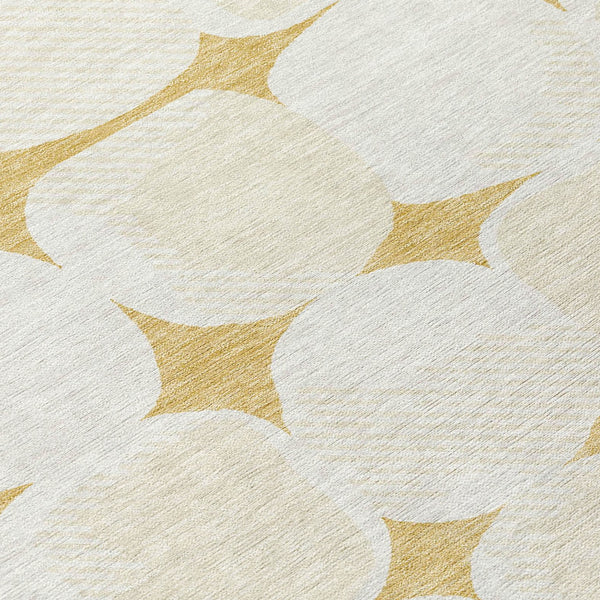 Homeroots 3' Beige And Brown Abstract Washable Area Rug - Stylish Indoor Outdoor Decor For All Spaces 8' Round Polyester 591023