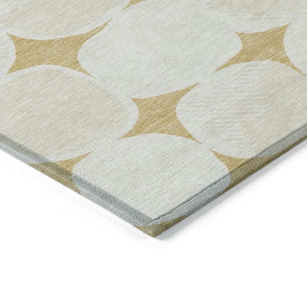 Homeroots 3' Beige And Brown Abstract Washable Area Rug - Stylish Indoor Outdoor Decor For All Spaces 9' X 12' Polyester 591025