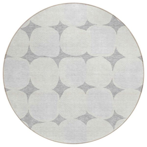 HomeRoots 5' Gray and Beige Abstract Area Rug - Washable Indoor Outdoor Design for High-Traffic Spaces 8' Round 591029