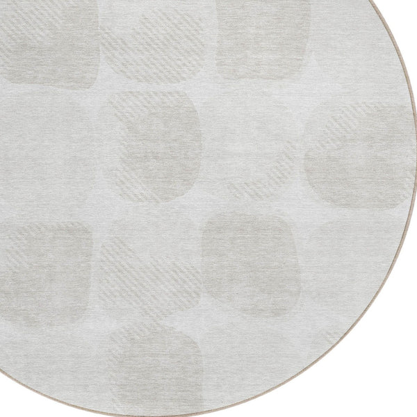 Homeroots 3' Beige And Brown Abstract Washable Area Rug - Stylish Indoor Outdoor Decor For All Spaces 8' Round Polyester 591035
