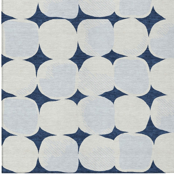 Homeroots 3' Beige And Brown Abstract Washable Area Rug - Stylish Indoor Outdoor Decor For All Spaces 8' X 10' Polyester 591048