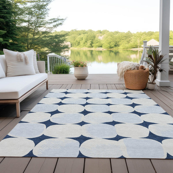 Homeroots 3' Beige And Brown Abstract Washable Area Rug - Stylish Indoor Outdoor Decor For All Spaces 10' X 14' Polyester 591050