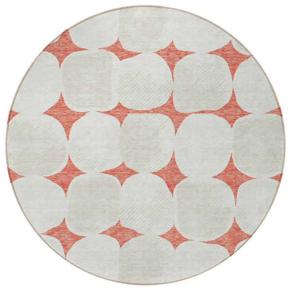 Homeroots 3' Beige And Brown Abstract Washable Area Rug - Stylish Indoor Outdoor Decor For All Spaces 8' Round Polyester 591065