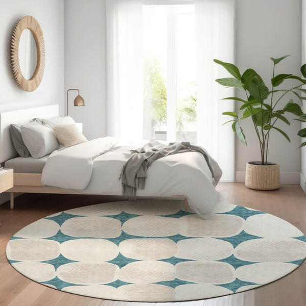 Homeroots 3' Beige And Brown Abstract Washable Area Rug - Stylish Indoor Outdoor Decor For All Spaces 8' Round Polyester 591071