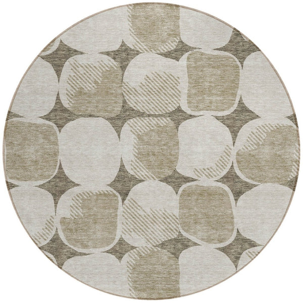 Homeroots 3' Beige And Brown Abstract Washable Area Rug - Stylish Indoor Outdoor Decor For All Spaces 8' Round Polyester 591077