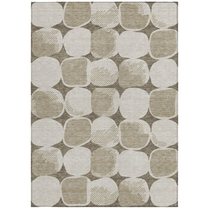 Homeroots 3' Beige And Brown Abstract Washable Area Rug - Stylish Indoor Outdoor Decor For All Spaces 8' X 10' Polyester 591078