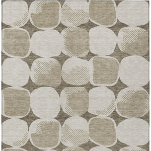 Homeroots 3' Beige And Brown Abstract Washable Area Rug - Stylish Indoor Outdoor Decor For All Spaces 10' X 14' Polyester 591080