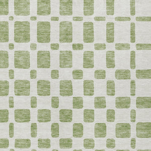 Homeroots 3' Artichoke Green Geometric Indoor Outdoor Area Rug - Stylish, Washable, And Durable For Any Space 9' X 12' Polyester 591085