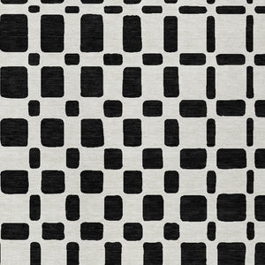 Homeroots 3' Artichoke Green Geometric Indoor Outdoor Area Rug - Stylish, Washable, And Durable For Any Space 3' X 5' Polyester 591087