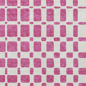 Homeroots 3' Artichoke Green Geometric Indoor Outdoor Area Rug - Stylish, Washable, And Durable For Any Space 3' X 5' Polyester 591093