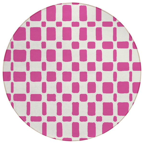 HomeRoots 5' Blush and Ivory Geometric Area Rug - Stylish, Washable, Indoor-Outdoor Design for Modern Spaces 8' Round 591095